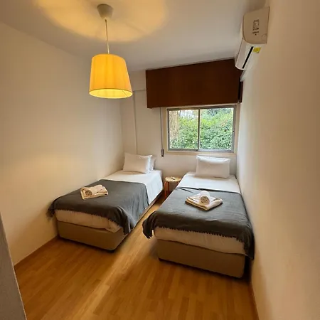 River Court, Flat 8 * نيقوسيا