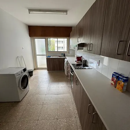 River Court, Flat 8 Lefkoşa